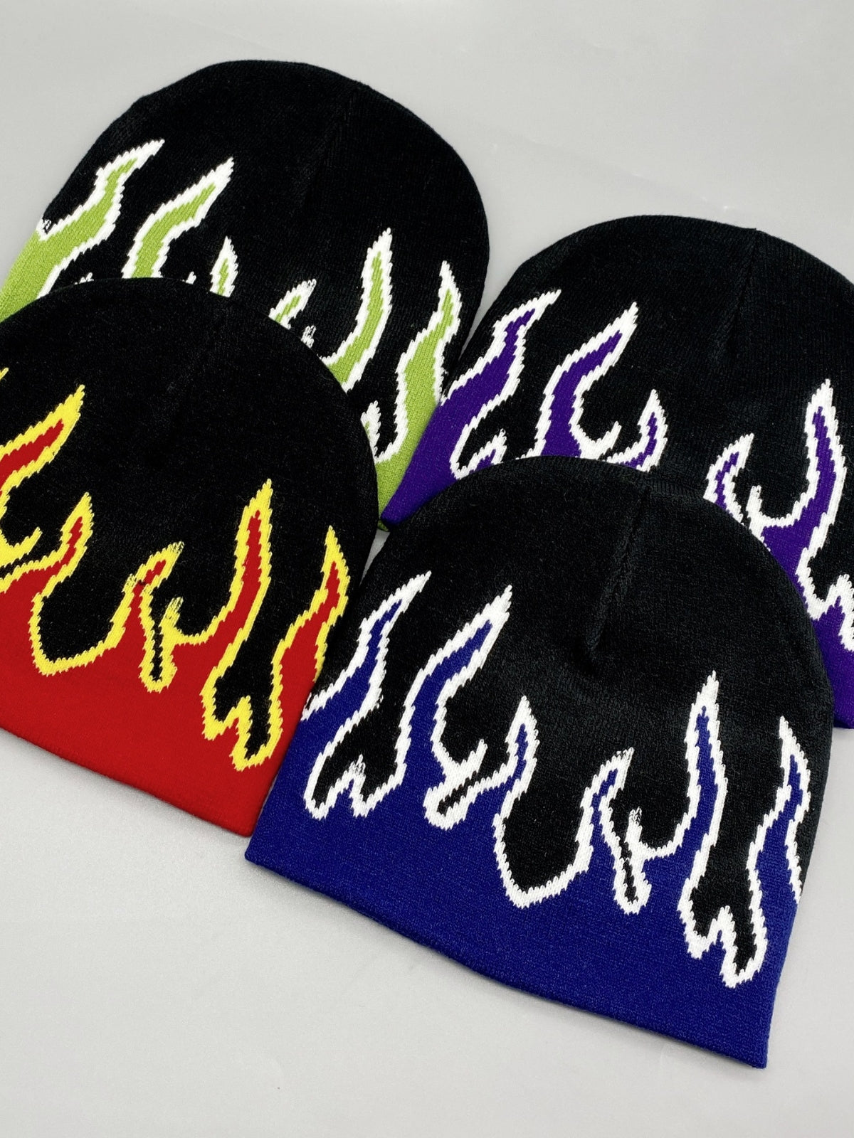 ON FIRE - Graphic Beanie | TEENWEAR.EU