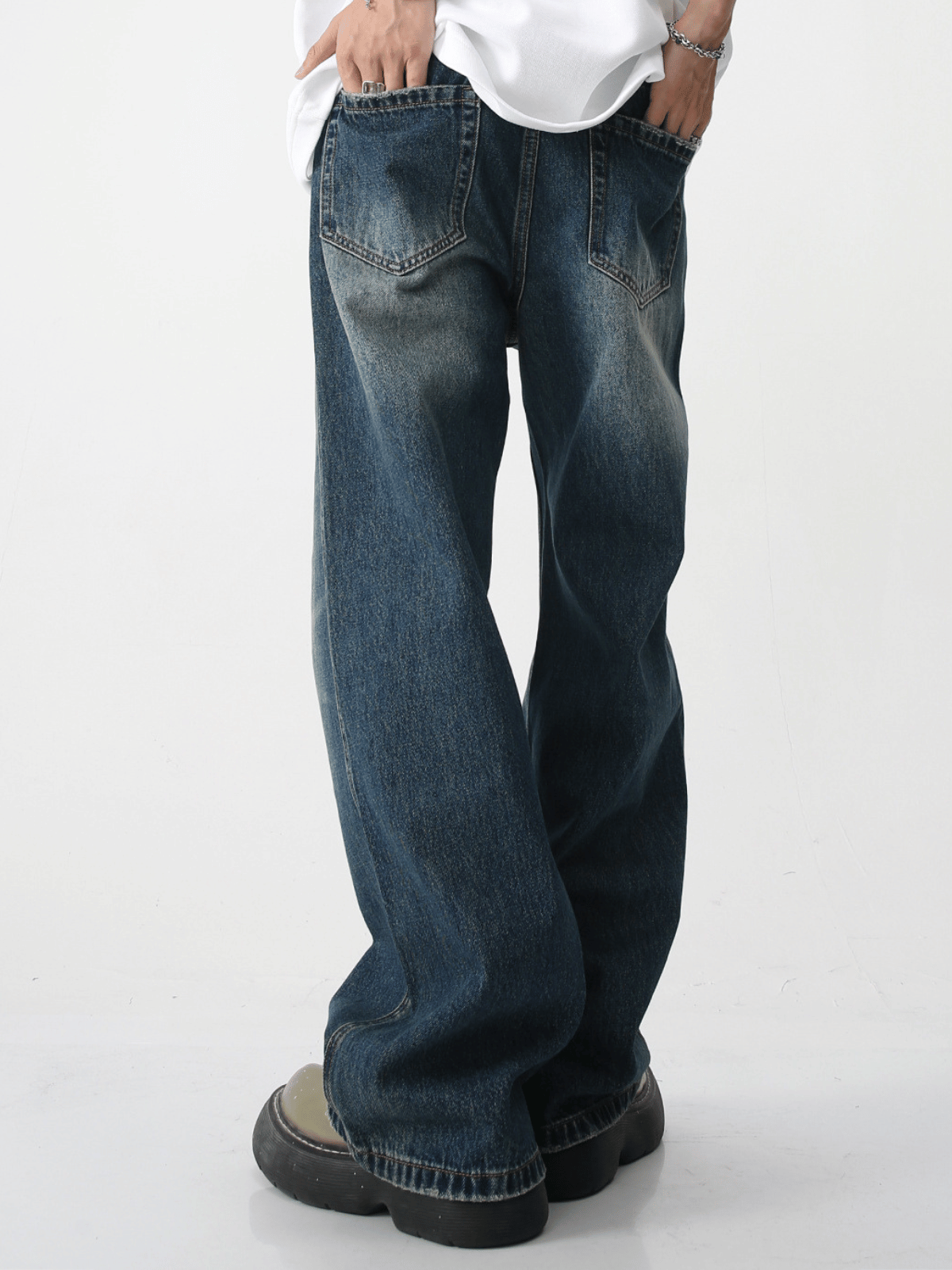 IGNITION - Loose Washed Basic Jeans | TEENWEAR.EU