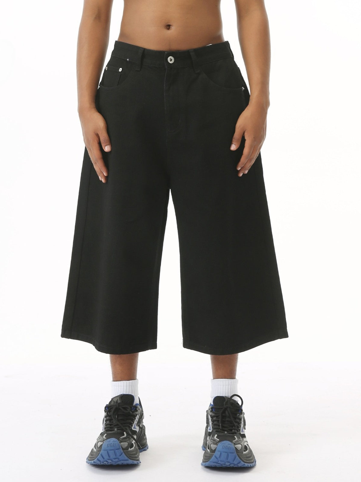 BLACKSH - Baggy Denim Jorts | TEENWEAR.EU