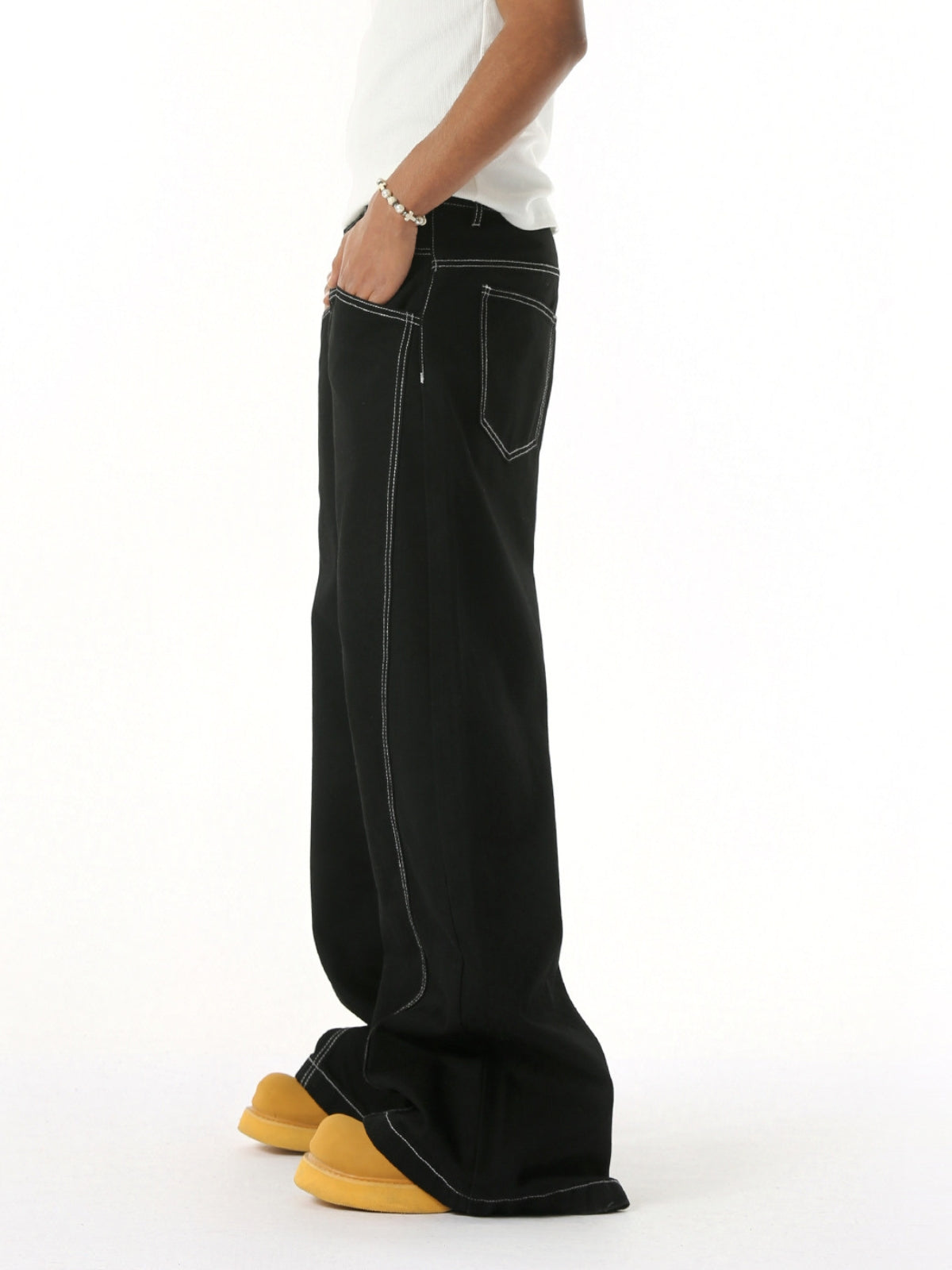 TINKIES - Baggy Basic Jeans | Teenwear.eu