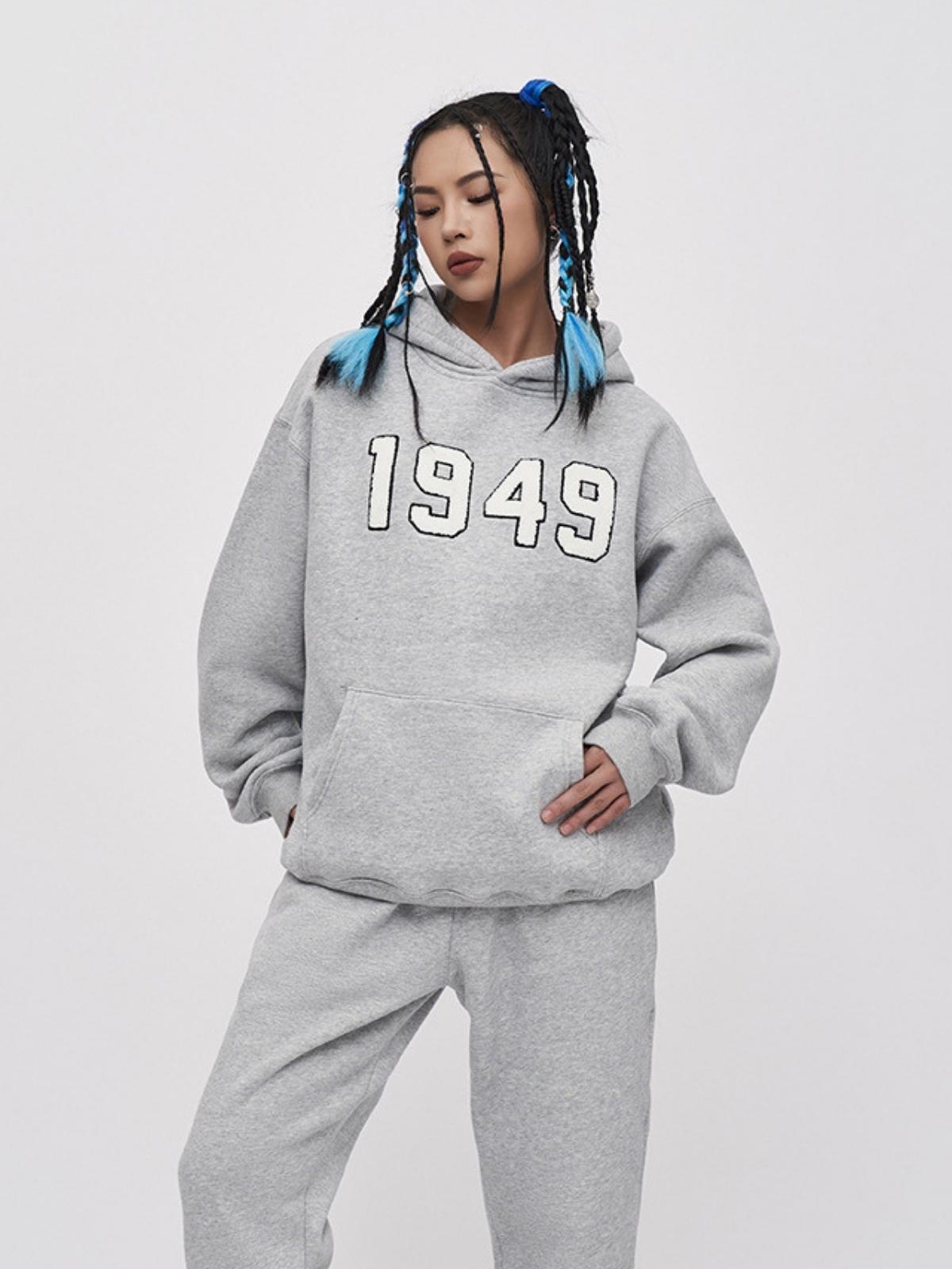 COLLEAGUE - Regular Embroidered Hoodie | TEENWEAR.EU