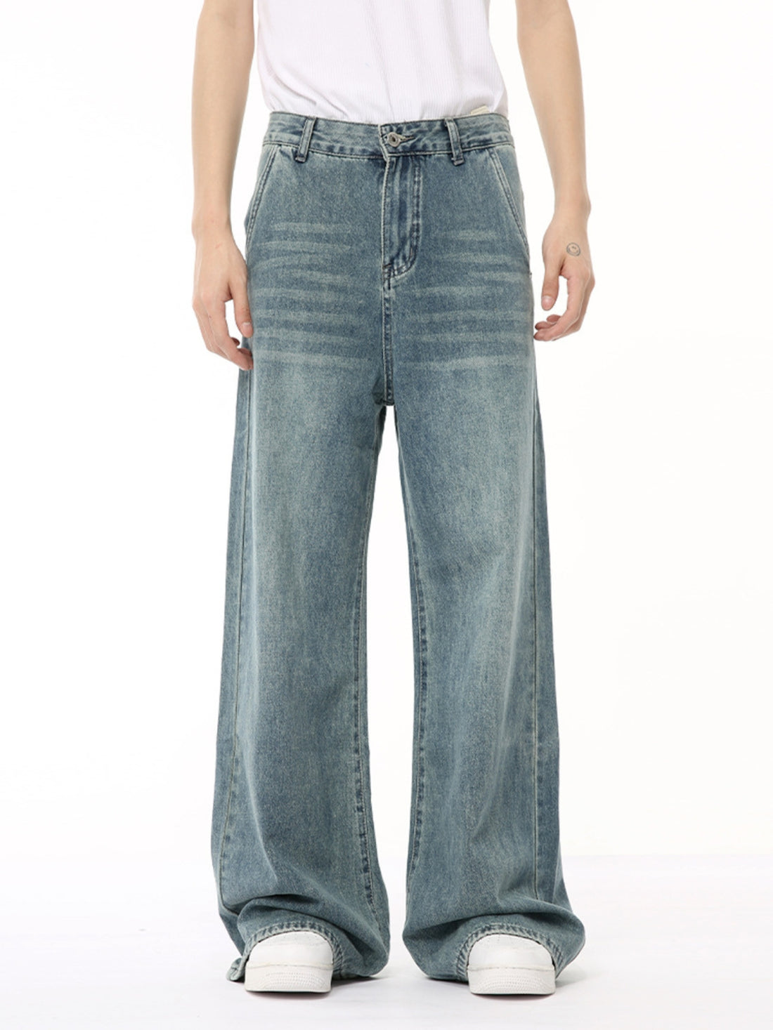 LONGES - Baggy Basic Jeans | TEENWEAR.EU