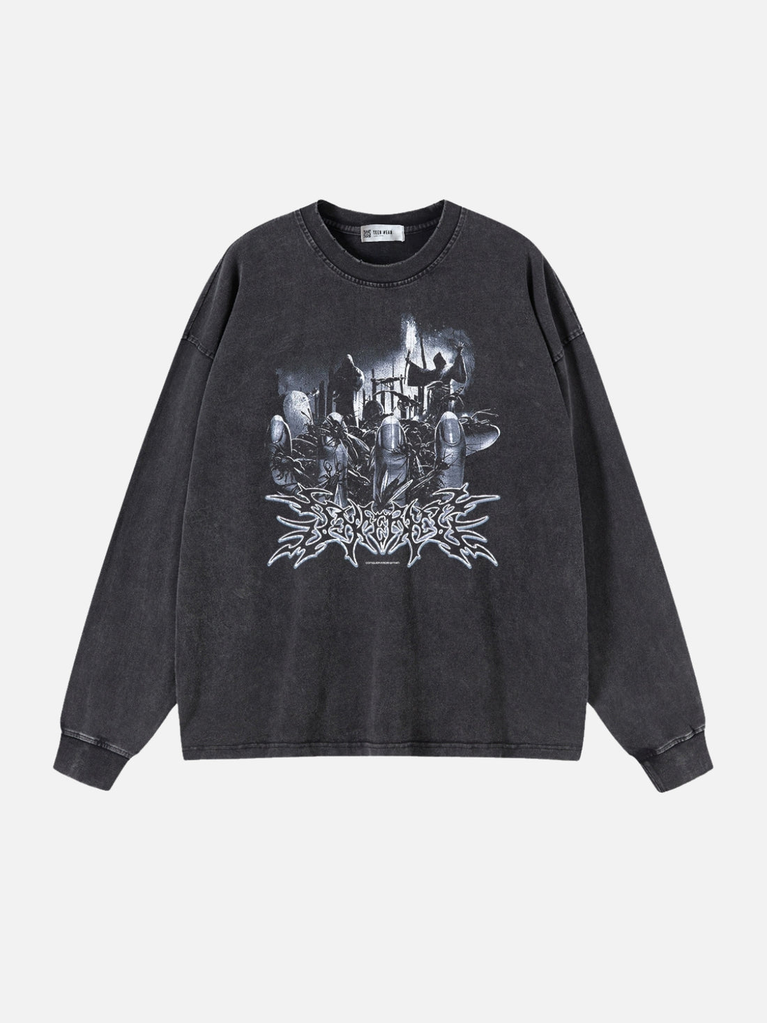 CONQUER - Oversized Print Long Sleeved T-Shirt Washed Black | TEENWEAR.EU