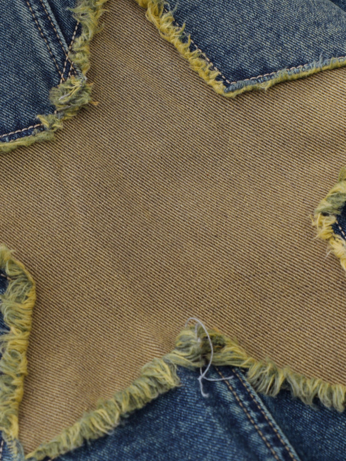 STARSIE - Baggy Embroidered Shorts | Teenwear.eu