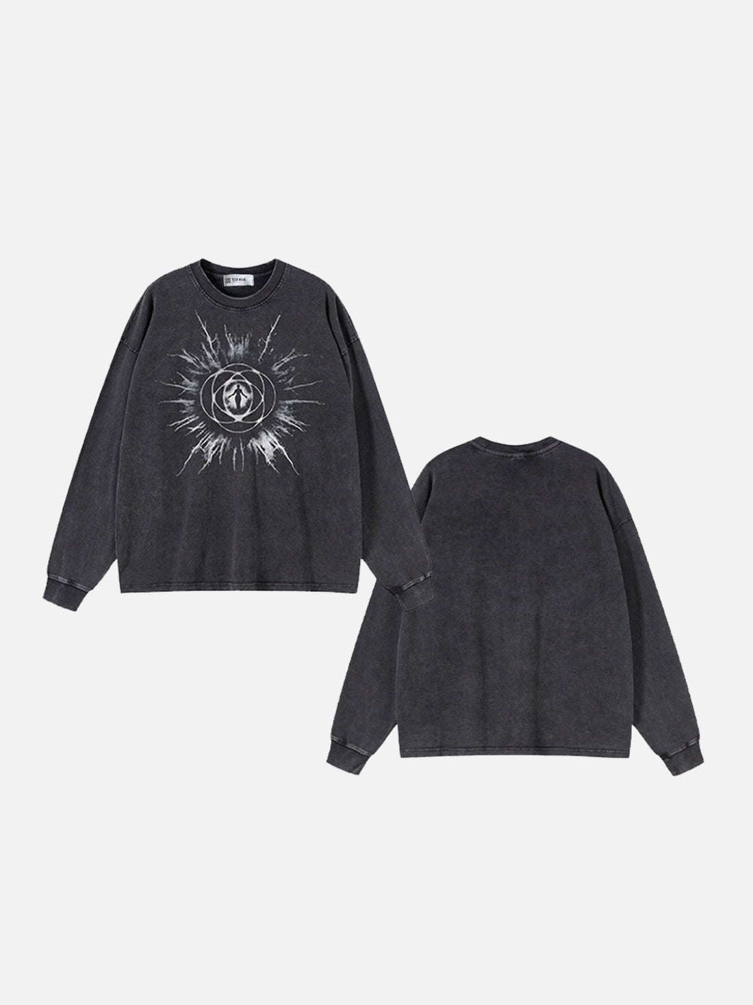 STAR EYE - Oversized Print Long Sleeved T-Shirt Washed Black | TEENWEAR.EU