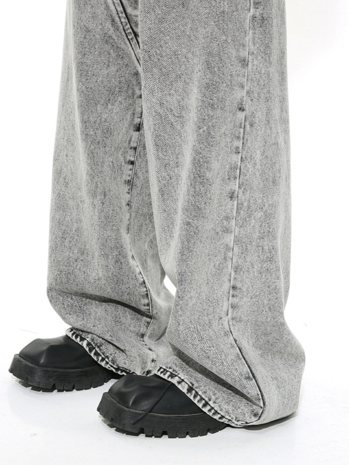 GRAILED - Loose Basic Jeans | TEENWEAR.EU