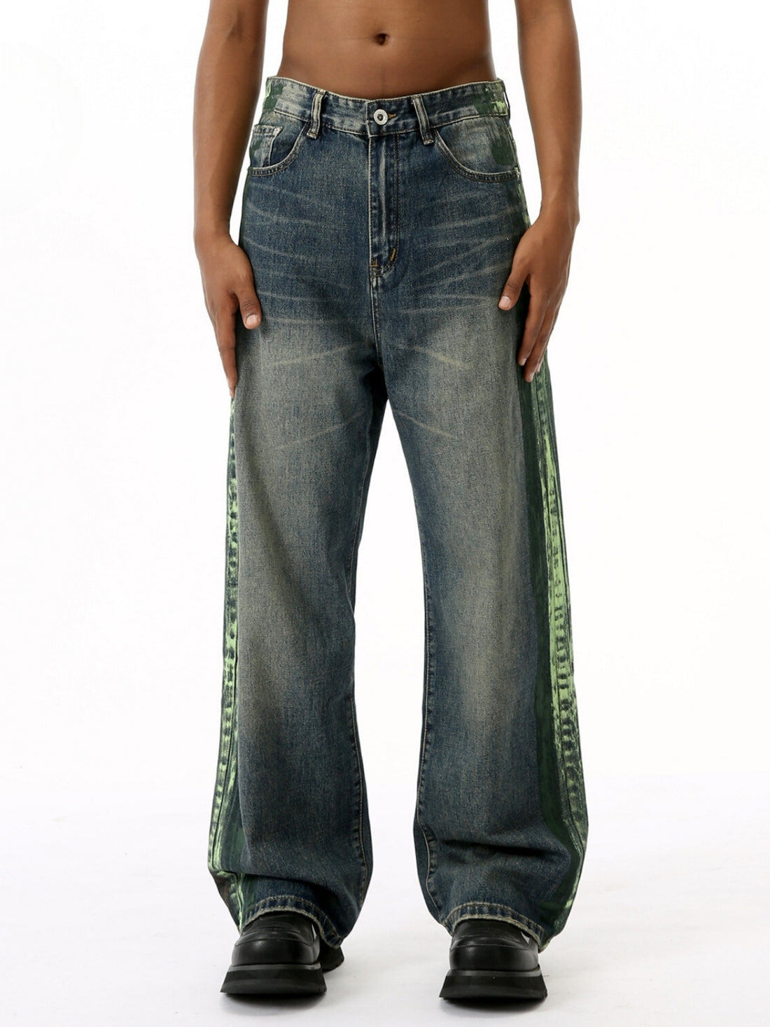 ZOMBIE - Baggy Graphic Jeans | TEENWEAR.EU