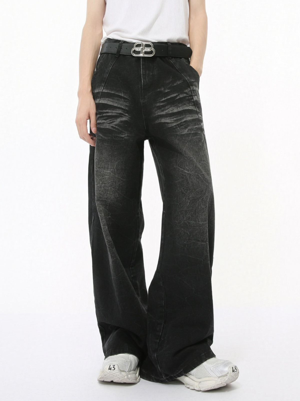 VOIDLINE - Baggy Distressed Basic Jeans | TEENWEAR.EU