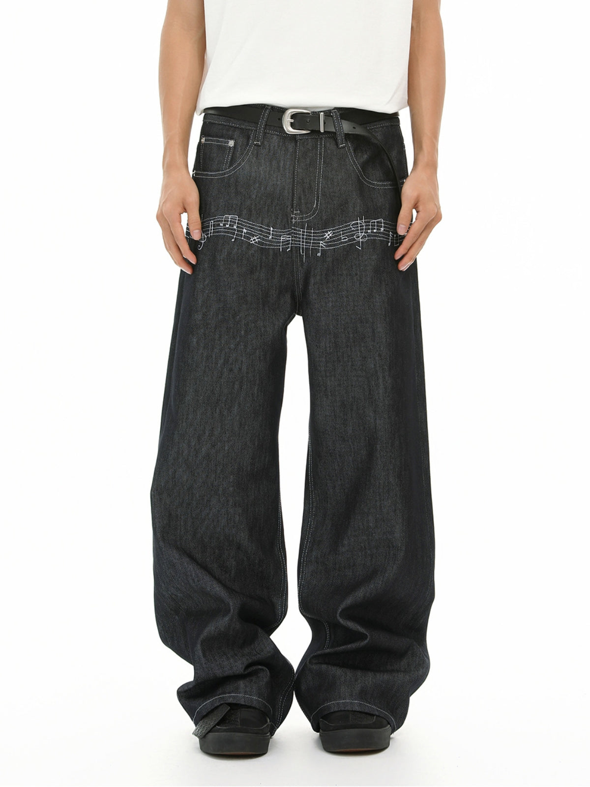 MUSICALY - Baggy Graphic Embroidered Jeans | Teenwear.eu