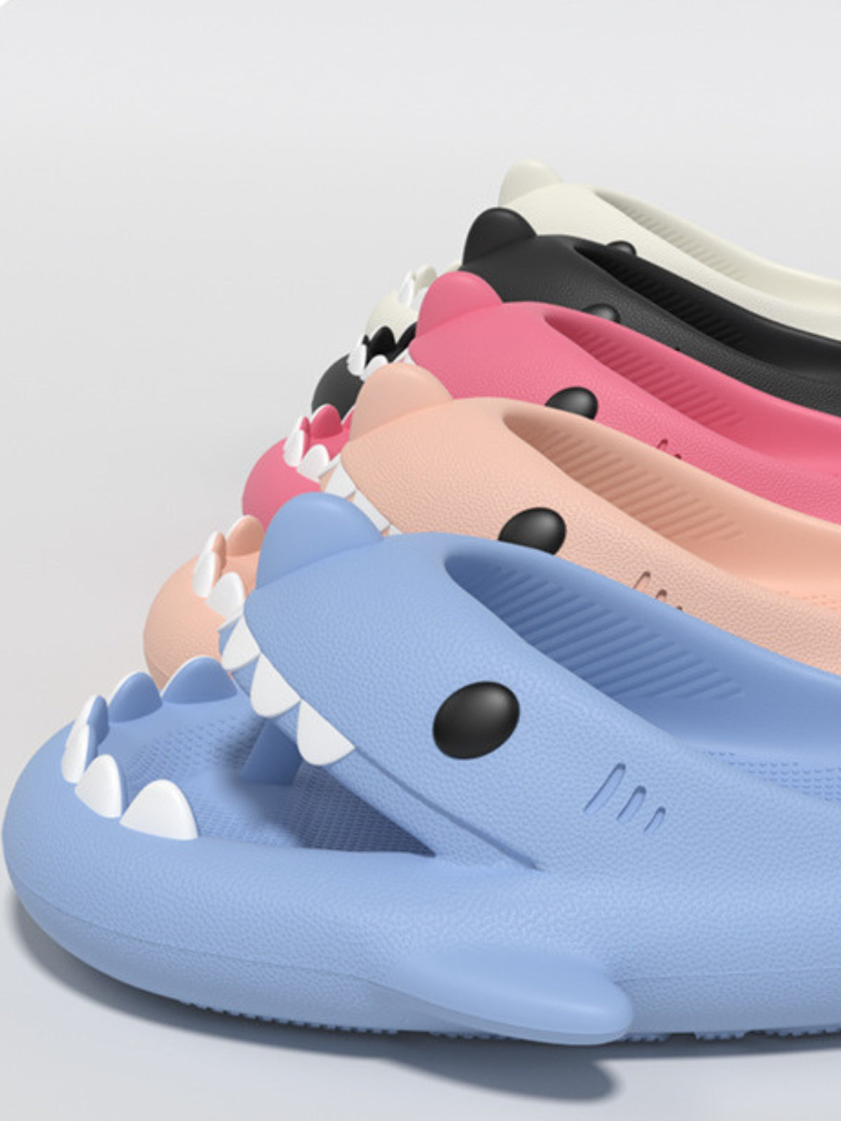 SHARKIES 2.0 - Unisex Slippers | TEENWEAR.EU