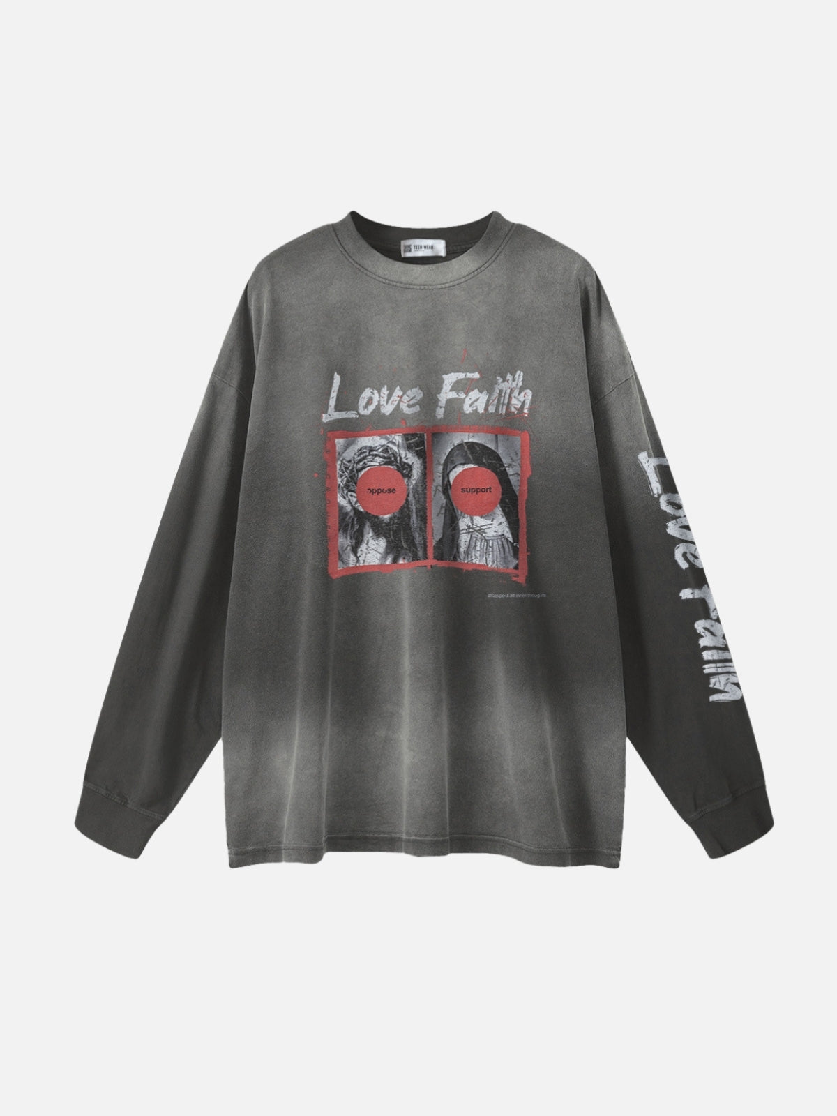 LOVEEK – Oversized Graphic Long Sleeve T-Shirt