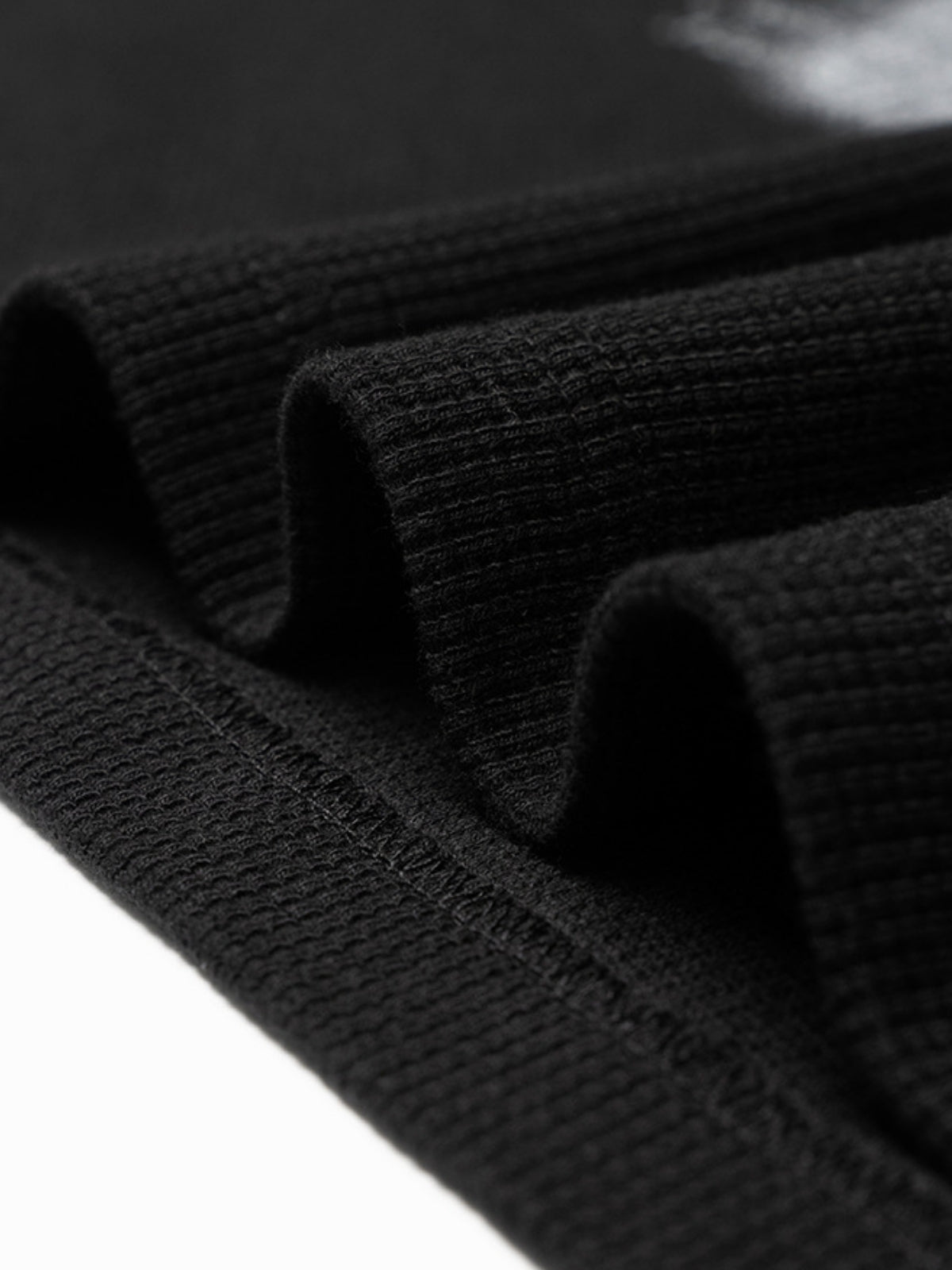 BLADE BRINK - Cropped Printed Long Sleeve