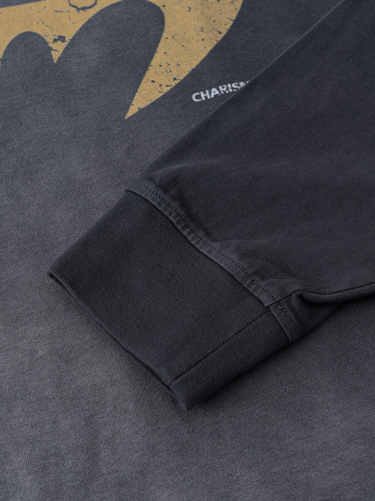 ORBITZ – Oversized Graphic Long Sleeve T-shirt