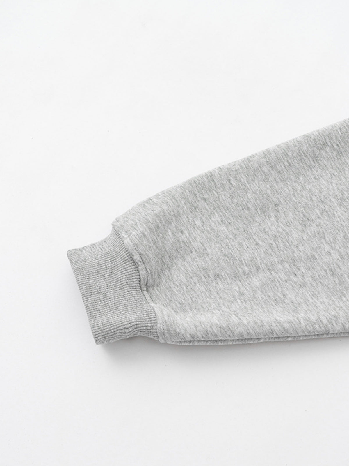 AIMZY – Oversized Graphic Hoodie