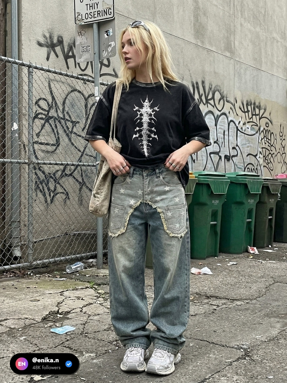 STARGAZING - Baggy Embroidered Graphic Jeans | Teenwear.eu